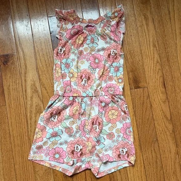 Minnie Mouse Girls Clothing Bundle - Picture 11 of 11